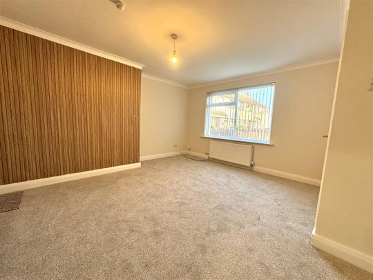 10 Thornleigh, Ringneill Road, Comber, - Photo 1