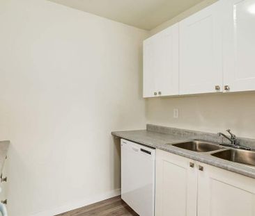 Classic Suite - 1 Bedroom - Photo 3