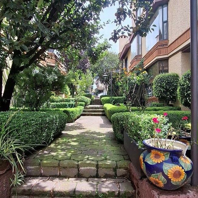 Casa en condominio en renta - Photo 1