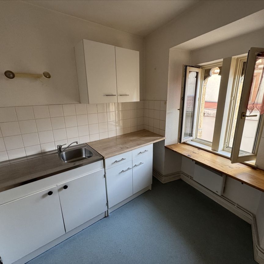 Location Appartement 1 pièce 35m² - Photo 1