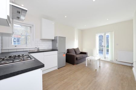 1 Bed Flat, Ormiston Grove, W12 - Photo 5