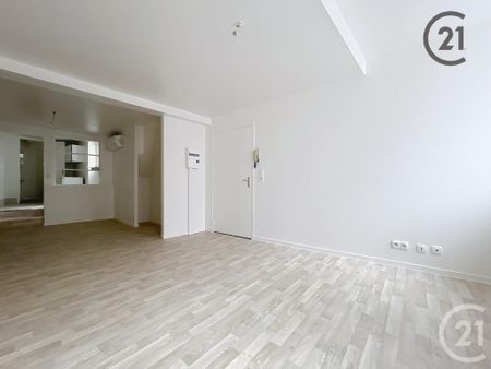 Location Appartement 1 pièce 34m² TROYES 10000 - Photo 2