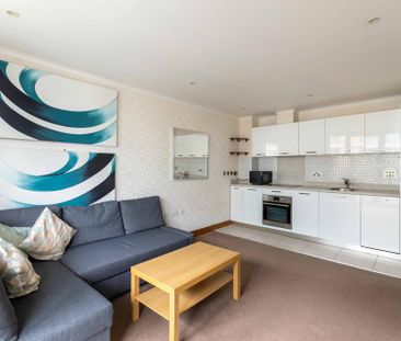 1 bedroom flat to rent - Photo 3