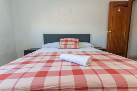 Calle Manuel de Falla, Málaga, Andalusia 29004 - Photo 3