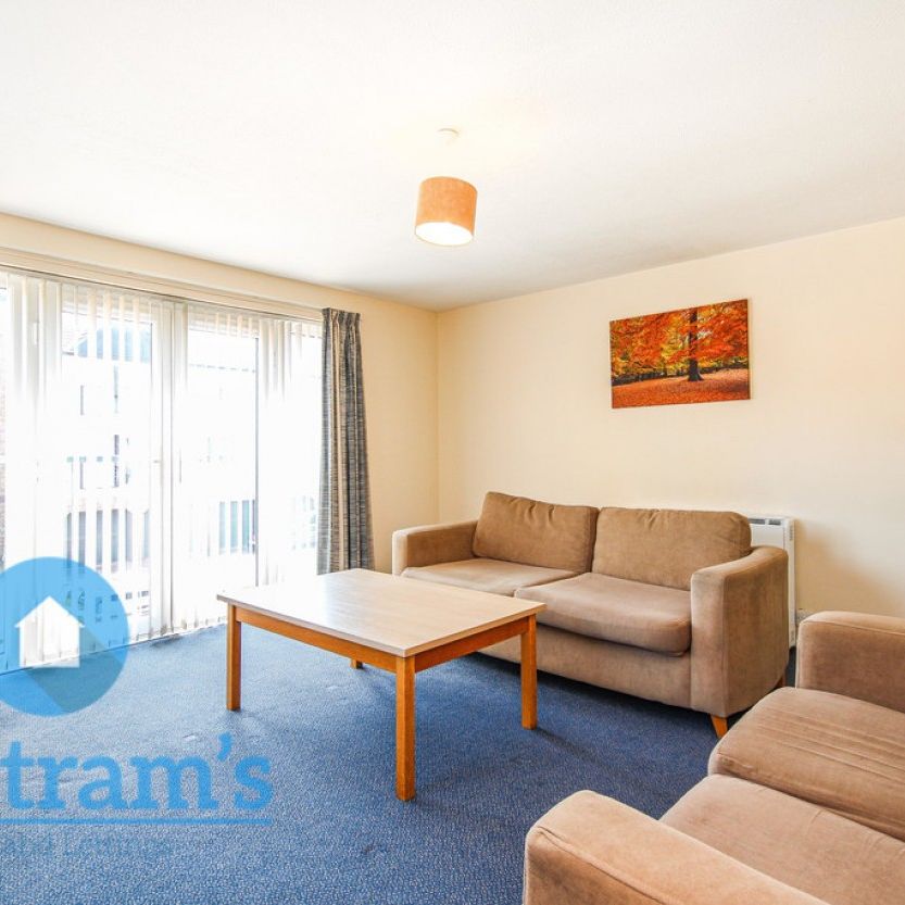 2 bed Apartment for Rent - Photo 1