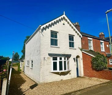 2 bedroom semi-detached house to rent - Photo 3