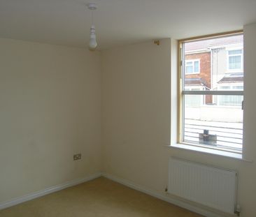 The Gallery, Swindon, Leicester Street - Photo 2