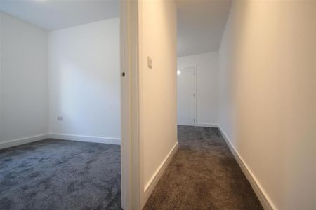 1 bedroom property to rent - Photo 2