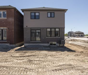 For Lease - 6 Rackham Lane, Clarington, Ontario - Photo 3