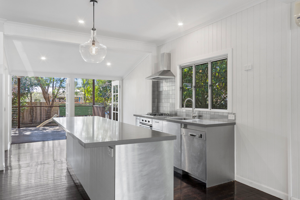 15 Union Street, Mitchelton QLD 4053 - House For Rent | Domain - Photo 1