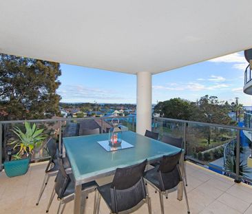 Modern Coastal Living in the Heart of The Entrance - Photo 4
