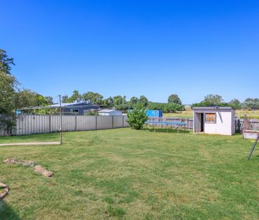 Three Bedroom in North Tamworth - Photo 6