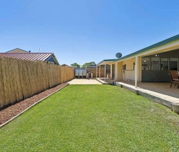 49 McKenzie Crescent, Gulfview Heights SA 5096 - Photo 4