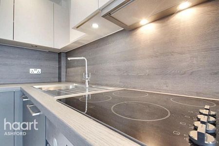 Studio to rent - Photo 5