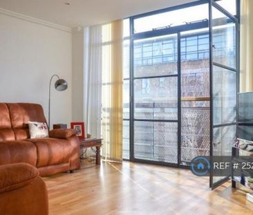 2 bedroom flat to rent - Photo 1
