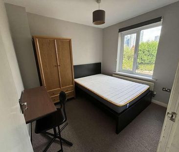Sadler Court, Hulme, Manchester, M15 - Photo 3