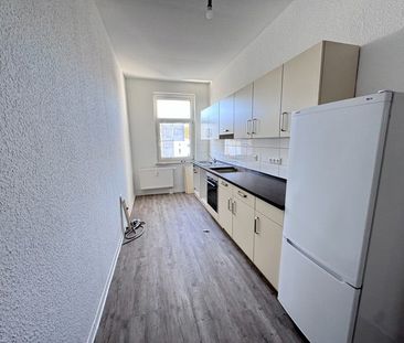Tolle Zwei-Zimmer-Wohnung mit Einbauküche - Foto 1