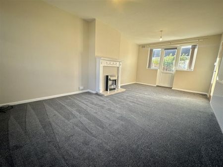 3 bedroom terraced house to rent - Photo 4