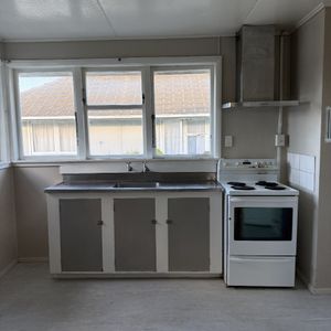 3 Bedroom House - Photo 2