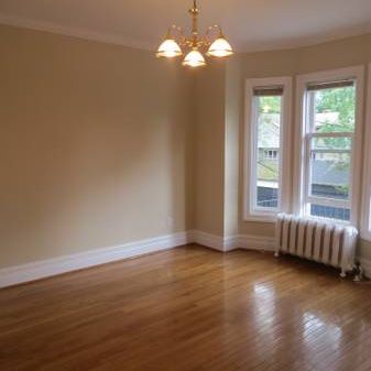 ROSEDALE: Fantastic spacious 2 bdrm, 1wsh - Photo 1