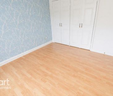 4 bedroom detached house to rent - Photo 4