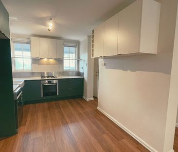 Beautifully Updated 2-Bedroom Townhouse with Secure Garage, Storage... - Photo 6