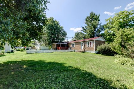 Maison de plain-pied à Saint-Jean-sur-Richelieu - Photo 3