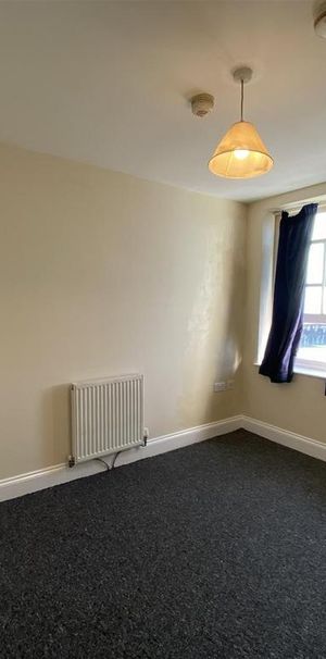 House share to rent - Photo 1