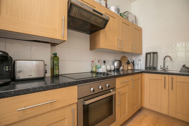 High Street, Wimbledon Village, SW19 (Flat) - Photo 1