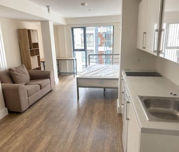 Cardinal Court, Oldham - Photo 1