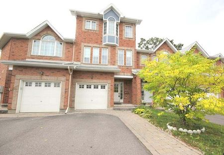 126 Tall Oak Private, Elmvale - Eastway - Riverview - Riverview Park West, Ottawa, ON - Photo 4