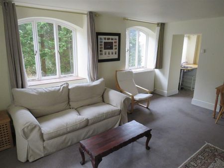 Inner Silk Mills, Malmesbury, SN16 - Photo 2