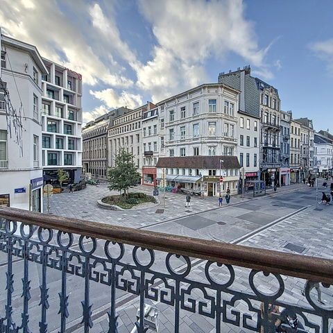 Appartement te huur in Ixelles - Photo 1