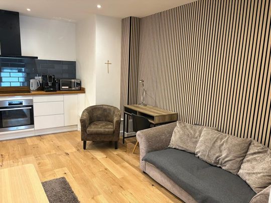 1 Bed Flat, Clapham Road, SW9 - Photo 1