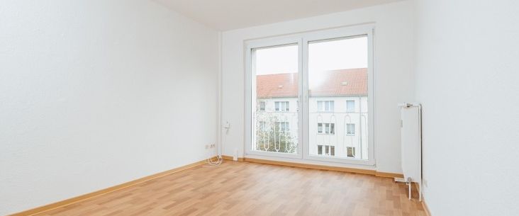 Lichtdurchflutete 3-Raumwohnung mit Blick in grünen Innenhof - Foto 1