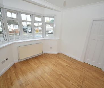 3 bedroom detached bungalow to rent - Photo 5