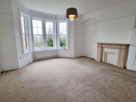 Milton Grange, Arundel Road, Eastbourne - Three-Bedroom Flat - Photo 5