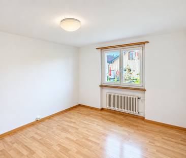 Gemütliche 3 Zimmer-Wohnung an zentraler Lage in Oetwil am See - Photo 6