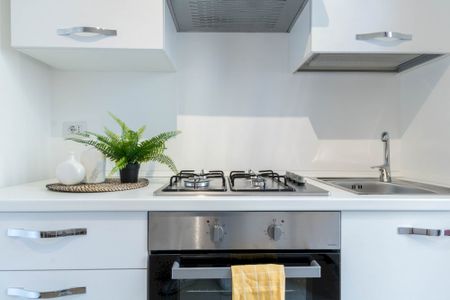 Wonderful single room in Via Luciano Zuccoli -Maggiolina - Martesana - Photo 5