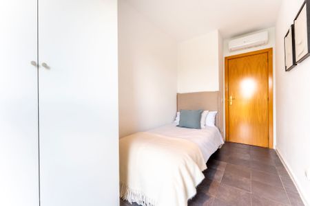 Piso de alquiler en Calle de la Lonja de la Seda, 25, PAU de Carabanchel - Photo 2