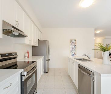 For Lease - 74 Macklin Street, Brantford, Ontario - Photo 4