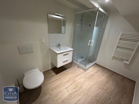 Location Appartement 2 pièces 57m² TOULON 83000 - Photo 4