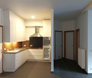 Gelijkvloers appartement te huur in centrum Wevelgem met grote terr... - Photo 4