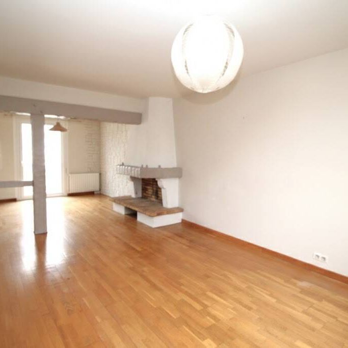 Appartement 5 pièces - - Photo 1