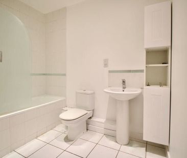 1 Bedroom - Photo 5