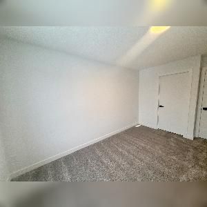 Mattson 3 Bed 2.5 Bath Single Garage Townhouse - Photo 5