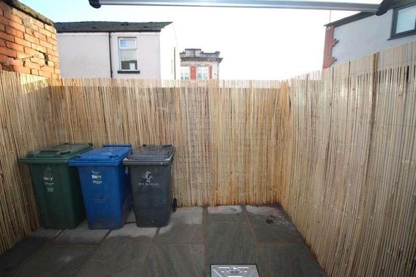 Seddon Street, Radcliffe, Manchester, M26 - Photo 1