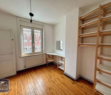 Location Maison 5 pièces 89m² HELLEMMES LILLE 59260 - Photo 2