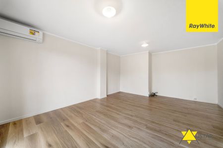 Sunny Retreat in a Peaceful New Lynn Cul-de-Sac - Photo 2