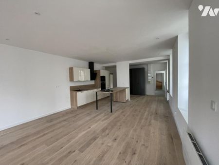 Place D'armes Beau T3 entièrement rénové - Photo 2